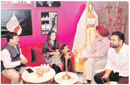  ਪੁੱਕਾ ਦੇ ਵਫ਼ਦ ਵਲੋਂ ਮੁੱਖ ਮੰਤਰੀ ਦੀ ਪਤਨੀ ਡਾ. ਗੁਰਪ੍ਰੀਤ ਕੌਰ ਨਾਲ ਮੁਲਾਕਾਤ
<br/> 