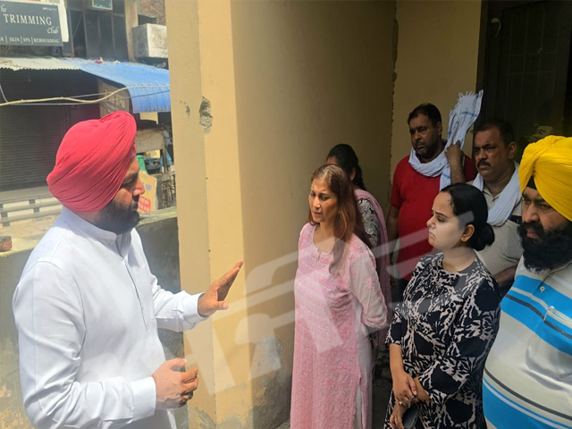 ਸੰਸਦ ਮੈਂਬਰ ਗੁਰਜੀਤ ਸਿੰਘ ਔਜਲਾ ਵਲੋਂ ਸਿਵਲ ਹਸਪਤਾਲ ਅਜਨਾਲਾ ਦਾ ਅਚਨਚੇਤ ਨਿਰੀਖਣ