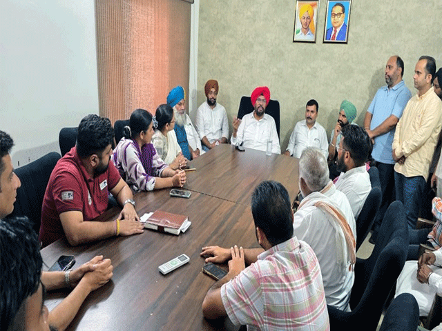ਹਲਕਾ ਅਜਨਾਲਾ ਦੇ ਪਿੰਡ ਸੈਂਸਰਾ ਕਲਾਂ ਵਿਖੇ 18 ਜੁਲਾਈ ਨੂੰ ਮੁੱਖ ਮੰਤਰੀ ਲੋਕ ਮਿਲਣੀ ਹੋਵੇਗੀ- ਕੁਲਦੀਪ ਸਿੰਘ ਧਾਲੀਵਾਲ