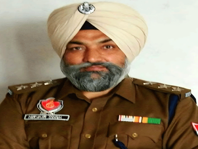 ਨਿਰਵੈਰ ਸਿੰਘ ਕਲੇਰ ਡੀ.ਐਸ.ਪੀ ਤੋਂ ਐੱਸ.ਪੀ ਪਦਉਨਤ, ਇਲਾਕੇ ਵਿਚ ਖੁਸ਼ੀ ਦੀ ਲਹਿਰ