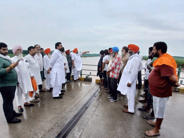 ਧੁੱਸੀ ਬੰਨ੍ਹ ਨਾ ਮਜ਼ਬੂਤ ਹੋਣ ਕਾਰਨ ਸਰਹੱਦੀ ਖੇਤਰ ਅੰਦਰ ਹੜ੍ਹਾਂ ਦਾ ਖਤਰਾ ਵਧਿਆ