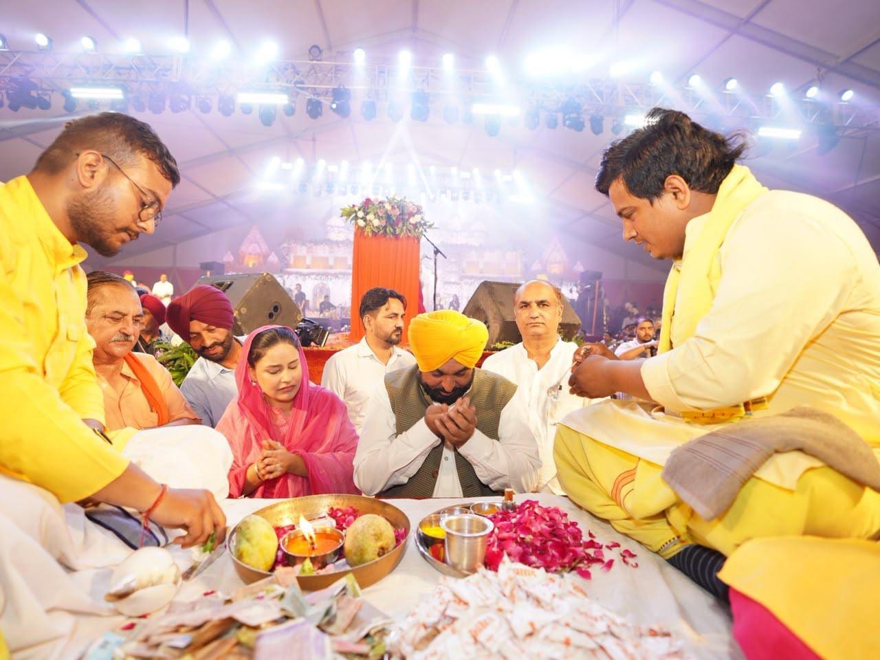 ਆਓ ਪੰਜਾਬ ਨੂੰ ਹੋਰ ਰੰਗਲਾ ਤੇ ਖ਼ੁਸ਼ਹਾਲ ਬਣਾਉਣ ਦਾ ਲਈਏ ਸੰਕਲਪ- ਮੁੱਖ ਮੰਤਰੀ ਮਾਨ