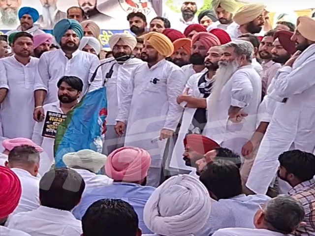 ਪੇਪਰ ਲੀਕ ਮਾਮਲੇ ’ਤੇ ਕਾਂਗਰਸ ਵਲੋਂ ਰਾਜ ਪੱਧਰੀ ਰੋਸ ਧਰਨਾ