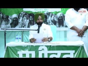 ਕਿਸਾਨਾਂ ਨੇ ਲਗਾਈ ਵੱਖਰੀ ਵਿਧਾਨ ਸਭਾ, ਮੰਗਾਂ ਨੂੰ ਲੈ ਕੀਤੀ ਨਾਅਰੇਬਾਜ਼ੀ, ਦੇਖੋ ਸਿੱਧੀਆਂ ਤਸਵੀਰਾਂ