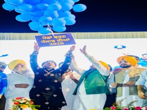ਮੁੱਖ ਮੰਤਰੀ ਭਗਵੰਤ ਮਾਨ ਨੇ ਗੁਬਾਰੇ ਛੱਡ ਕੇ ਕੀਤਾ ‘ਖੇਡਾਂ ਵਤਨ ਪੰਜਾਬ ਦੀਆਂ’ ਦਾ ਰਸਮੀ ਆਗਾਜ਼