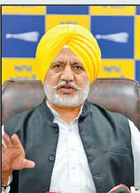 ਲਵਲੀ ਯੂਨੀਵਰਸਿਟੀ ਦੀ ਭੰਨਤੋੜ ਕਰਨ ਵਾਲੇ ਕਾਨੂੰਨ ਹੱਥੋਂ ਨਹੀਂ ਬਚਣਗੇ-ਡੀ.ਜੀ.ਪੀ.