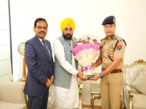 ਡੀ.ਜੀ.ਪੀ. ਗੌਰਵ ਯਾਦਵ ਵਲੋਂ ਮੁੱਖ ਮੰਤਰੀ ਭਗਵੰਤ ਮਾਨ ਨਾਲ ਮੁਲਾਕਾਤ