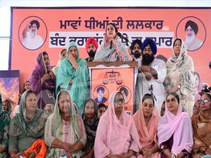 ‘ਮਾਵਾਂ-ਧੀਆਂ ਦੀ ਲਲਕਾਰ, ਬੰਦ ਕਰਵਾਵਾਂਗੇ ਨਸ਼ੇ ਦਾ ਵਪਾਰ’ ਮੁਹਿੰਮ ਤਹਿਤ ਹਰਸਿਮਰਤ ਕੌਰ ਬਾਦਲ ਨੇ ਔਰਤਾਂ ਨੂੰ ਕੀਤਾ ਸੰਬੋਧਨ