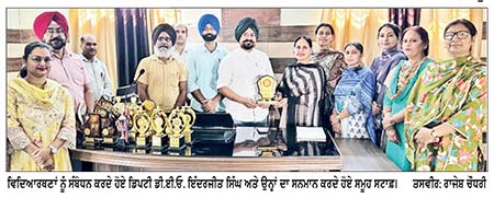ਉਪ ਜ਼ਿਲ੍ਹਾ ਸਿੱਖਿਆ ਅਫ਼ਸਰ ਇੰਦਰਜੀਤ ਸਿੰਘ ਵਲੋਂ ਕੰਨਿਆ ਸਕੂਲ ਤਖ਼ਤਗੜ੍ਹ ਦਾ ਦੌਰਾ