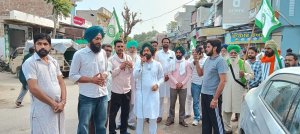 ਪਰਵਿੰਦਰ ਸਿੰਘ ਝੋਟੇ ਦੇ ਸਮਰਥਨ ਲਈ ਮਮਦੋਟ ਵਿਚ ਦੁਕਾਨਾਂ ਕੀਤੀਆਂ ਬੰਦ