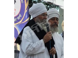ਬੜੂ ਸਾਹਿਬ ਟਰੱਸਟ ਵਲੋਂ ਪਰਵਿੰਦਰ ਝੋਟਾ ਦੇ ਦੋਵੇਂ ਬੱਚਿਆਂ ਦੀ ਬਾਰ੍ਹਵੀਂ ਤੱਕ ਪੜ੍ਹਾਈ ਮੁਫ਼ਤ ਕਰਵਾਉਣ ਦਾ ਐਲਾਨ