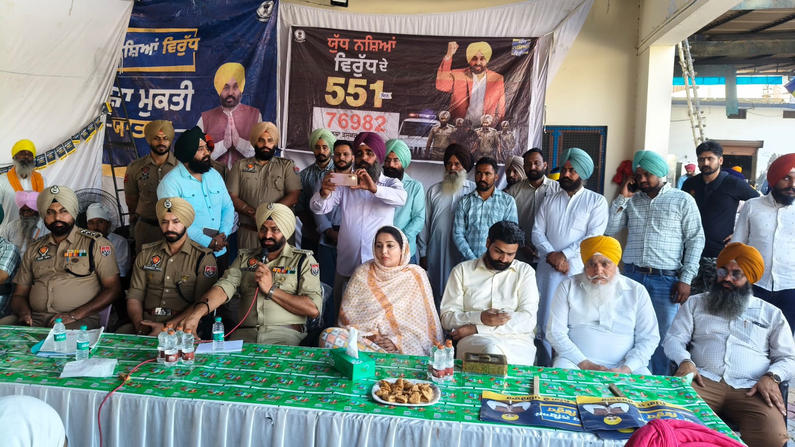 ਪਿੰਡ ਚਵਿੰਡਾ ਕਲਾਂ ਵਿਖੇ ਨਸ਼ਿਆਂ ਦੇ ਖ਼ਾਤਮੇ ਲਈ ਪ੍ਰਸ਼ਾਸਨ ਦੀ ਅਹਿਮ ਮੀਟਿੰਗ