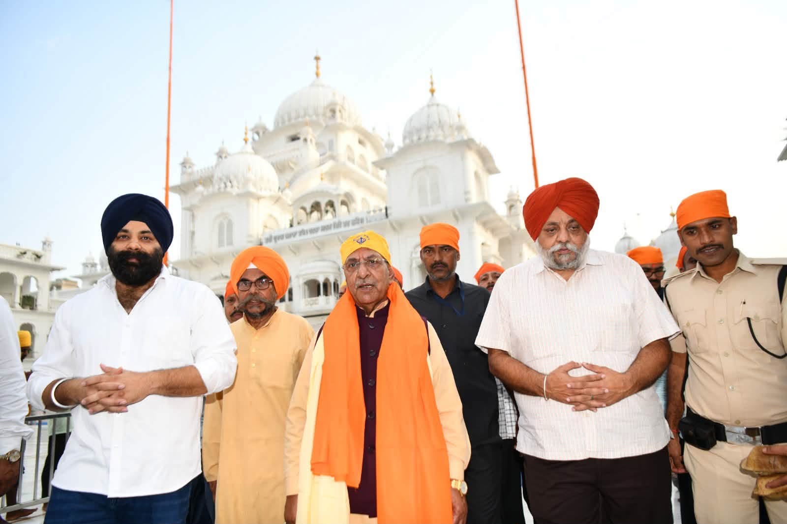 ਨਾਗਾਲੈਂਡ ਦੇ ਰਾਜਪਾਲ ਨੰਦ ਕਿਸ਼ੋਰ ਯਾਦਵ ਨੇ ਸ਼੍ਰੀ ਗੁਰੂ ਗੋਬਿੰਦ ਸਿੰਘ ਜੀ ਦੇ ਪ੍ਰਕਾਸ਼ ਅਸਥਾਨ ਤਖ਼ਤ ਸ਼੍ਰੀ ਹਰਿਮੰਦਿਰ ਜੀ ਪਟਨਾ ਸਾਹਿਬ ਵਿਚ ਮੱਥਾ ਟੇਕਿਆ