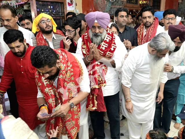 ਅਸ਼ਟਮੀ ਮੌਕੇ ਪਰਗਟ ਸਿੰਘ ਸ੍ਰੀ ਮਾਤਾ ਚਿੰਤਪੂਰਨੀ ਦਰਬਾਰ ਵਿਖੇ ਹੋਏ ਨਤਮਸਤਕ
