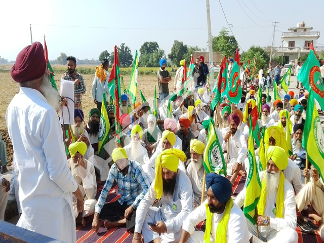 ਪਰਮਿੰਦਰ ਸਿੰਘ ਝੋਟਾ ਦੀ ਮੌਤ ਨੂੰ ਲੈ ਕੇ ਵੱਖ-ਵੱਖ ਜਥੇਬੰਦੀਆਂ ਵਲੋਂ ਸ਼ਾਹਪੁਰ ਜਾਜਨ ਵਿਖੇ ਧਰਨਾ