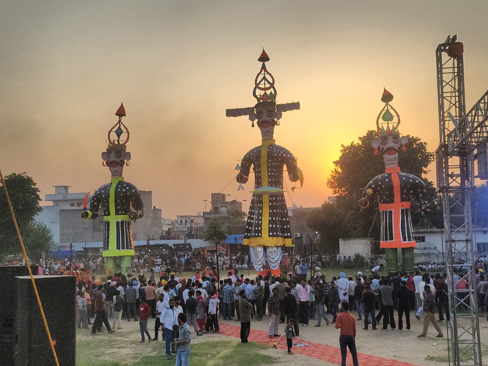 ਰਾਮਾ ਕ੍ਰਿਸ਼ਨਾ ਡਰਾਮਾਟ੍ਰਿਕ ਕਲੱਬ ਭੁਲੱਥ ਵਲੋਂ ਦੁਸਹਿਰਾ ਧੂਮਧਾਮ ਨਾਲ ਮਨਾਇਆ ਗਿਆ