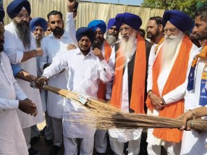 ਪਰਵਿੰਦਰ ਸਿੰਘ ਝੋਟਾ ਦੇ ਕਤਲ ਨੂੰ ਲੈ ਕੇ  ਸ਼੍ਰੋਮਣੀ ਅਕਾਲੀ ਦਲ ਬਾਦਲ ਦੇ ਐਸ.ਸੀ. ਵਿੰਗ ਵਲੋਂ ਪ੍ਰਦਰਸ਼ਨ
